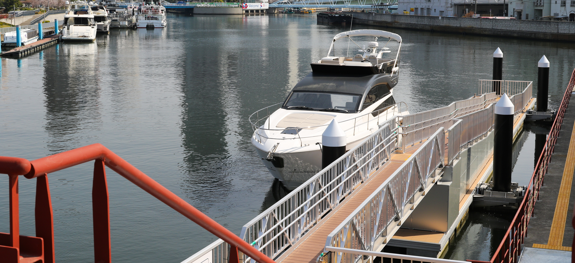 ビジターバース・係留桟橋 — 中之島GATEサウスピアへ海・川から船でアクセスできる係留設備